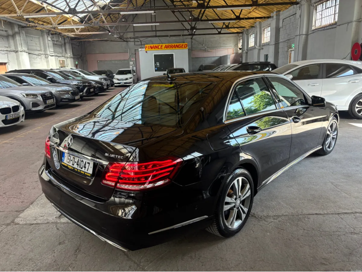 Mercedes-Benz E-Class 220 BLUETEC SE 4DR AUTO CDI - Image 6