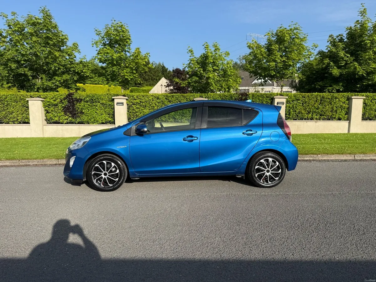 Quick Sale! 2015 Toyota Aqua 1.5 Hybrid High Spec - Image 5