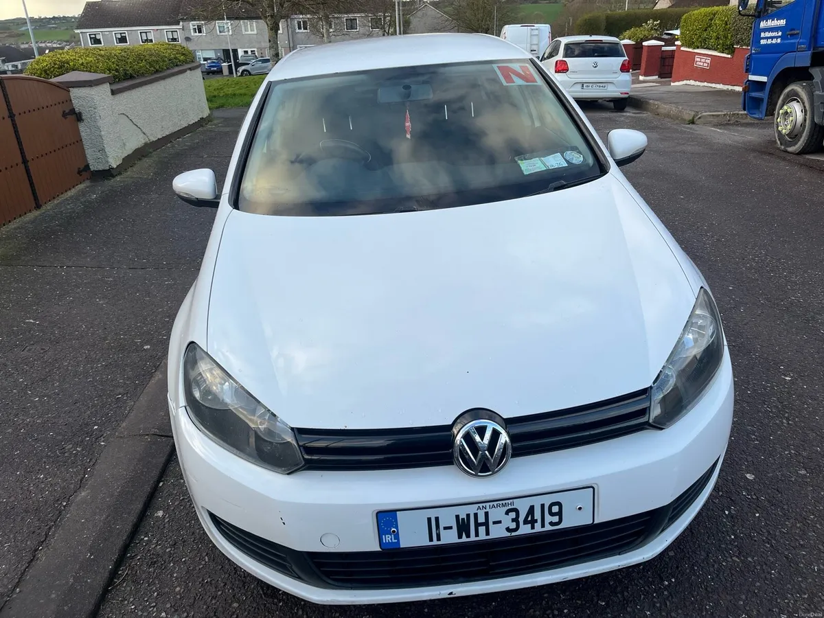 Volkswagen Golf 2011 - Image 1