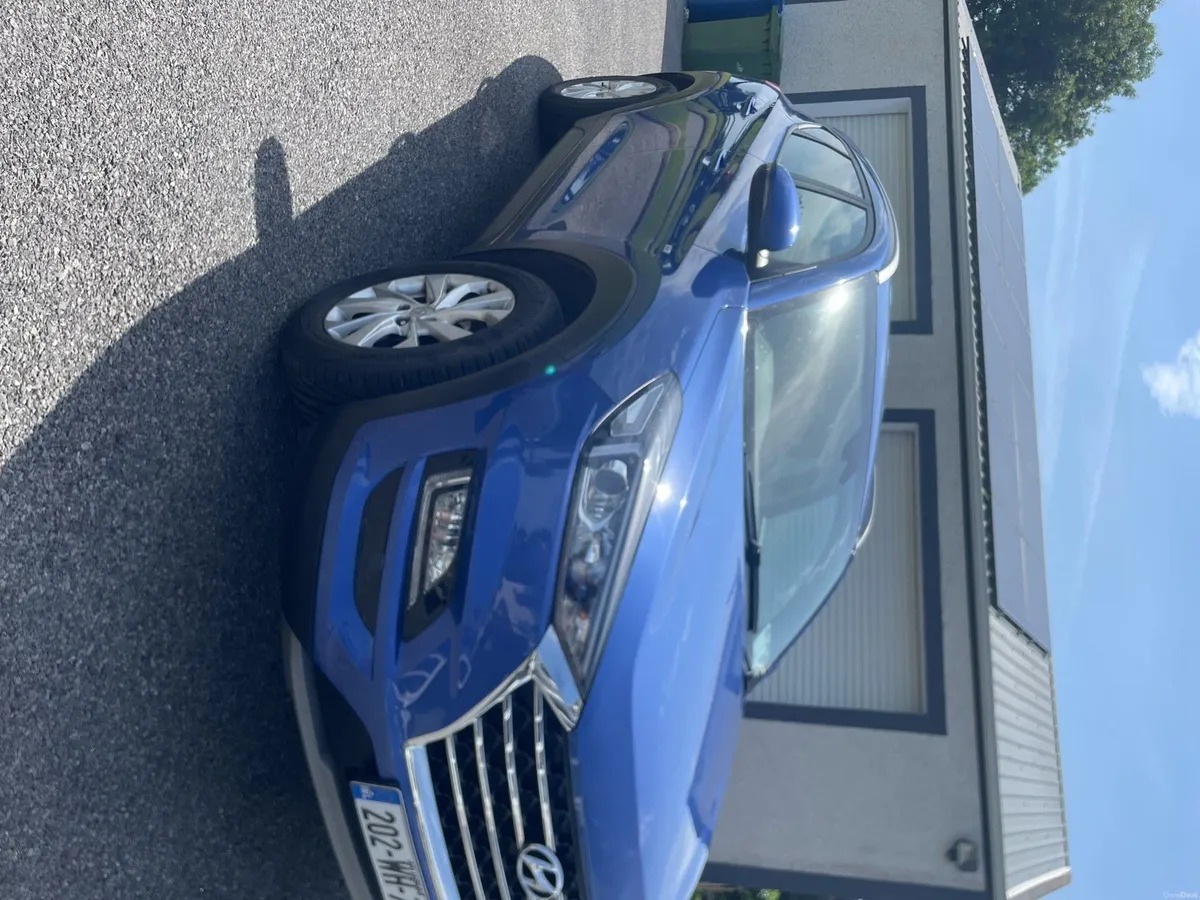 Hyundai Tuscon 2020 SE NAV 48H MHEV - Image 2