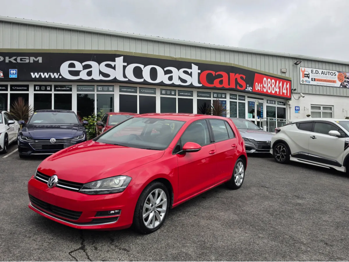Volkswagen Golf ONLY 25477KM ! !  1.4 TSI AUTOMATI - Image 1