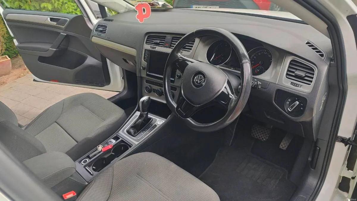 Volkswagen Golf Estate - 1.2 TSI - Automatic - Image 6