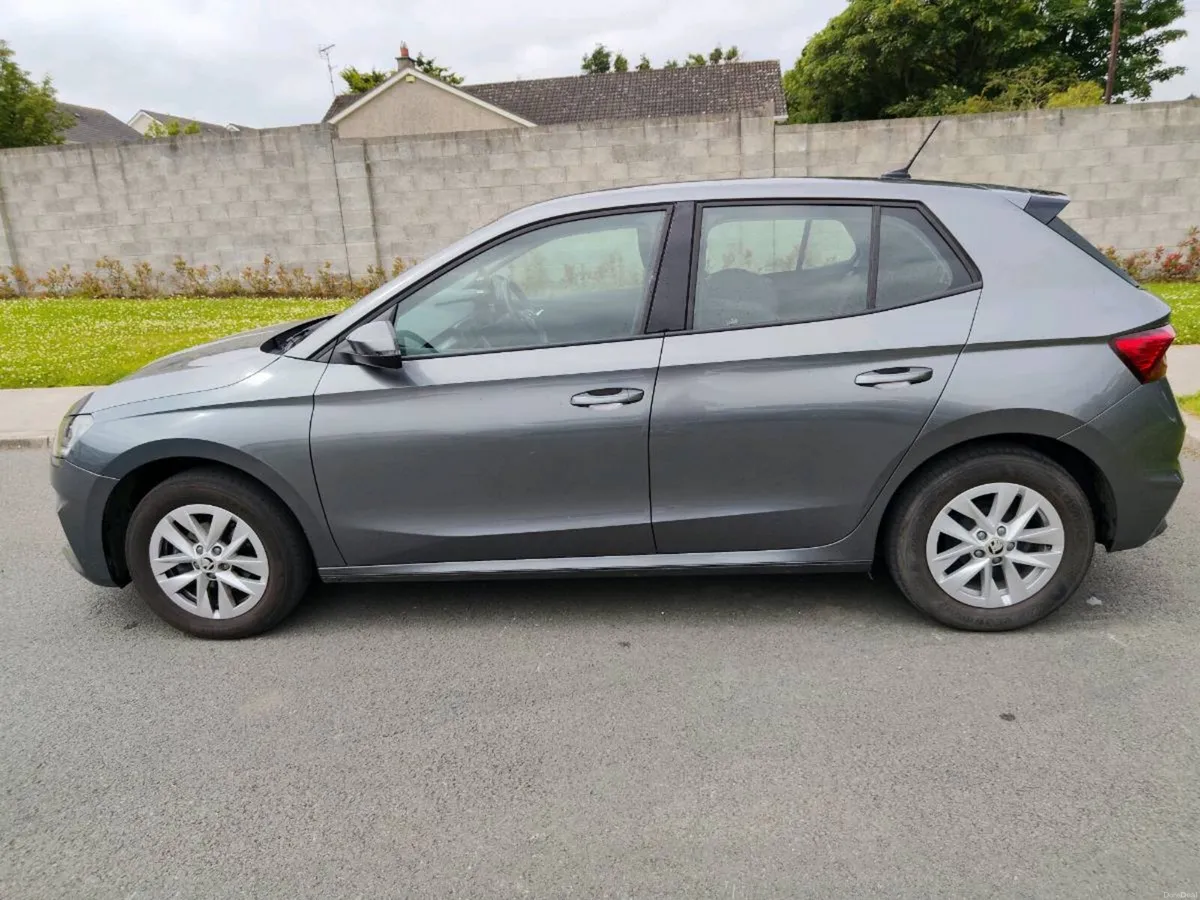 232 Skoda Fabia 1.0 TSI Ambition - 60,000 Kms - Image 5