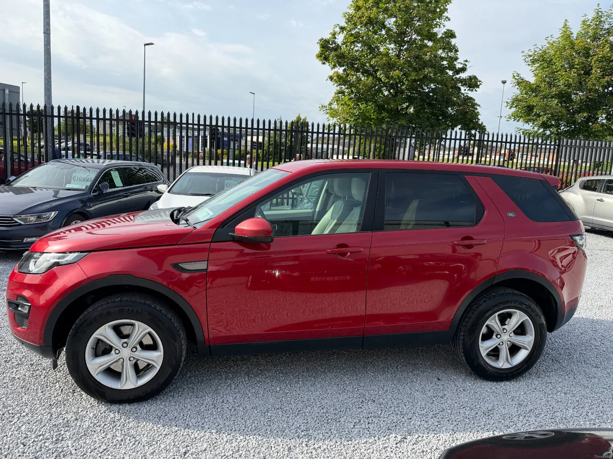 *LOW KM* 2016 (161) Land Rover Discovery Sport SE - Image 4