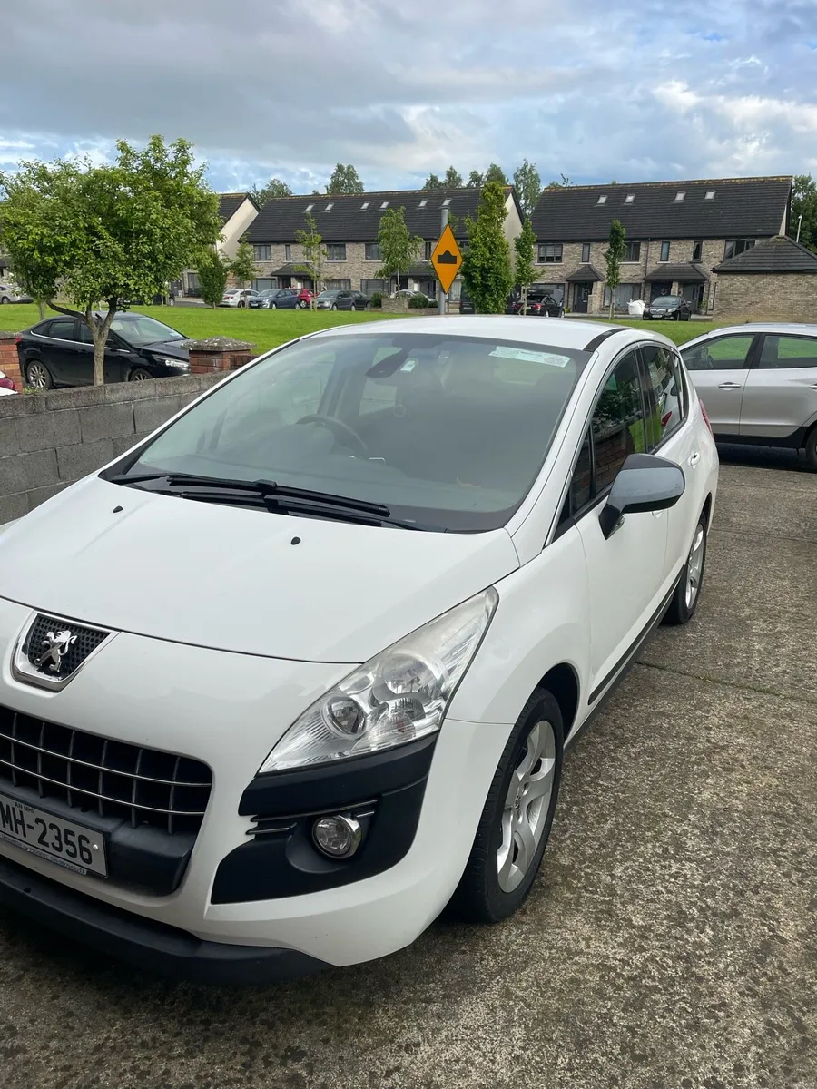 Peugeot 3008 - Image 1