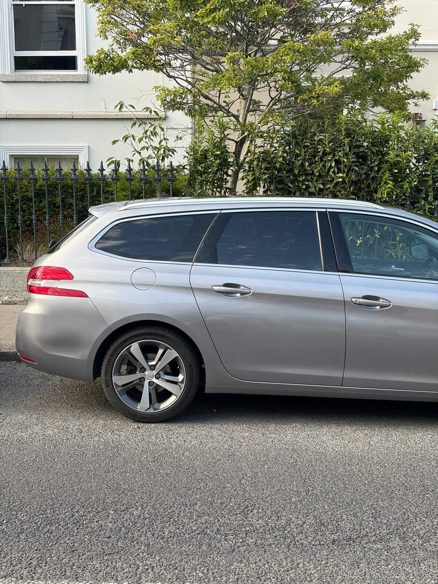 Peugeot 308 SW - Image 3