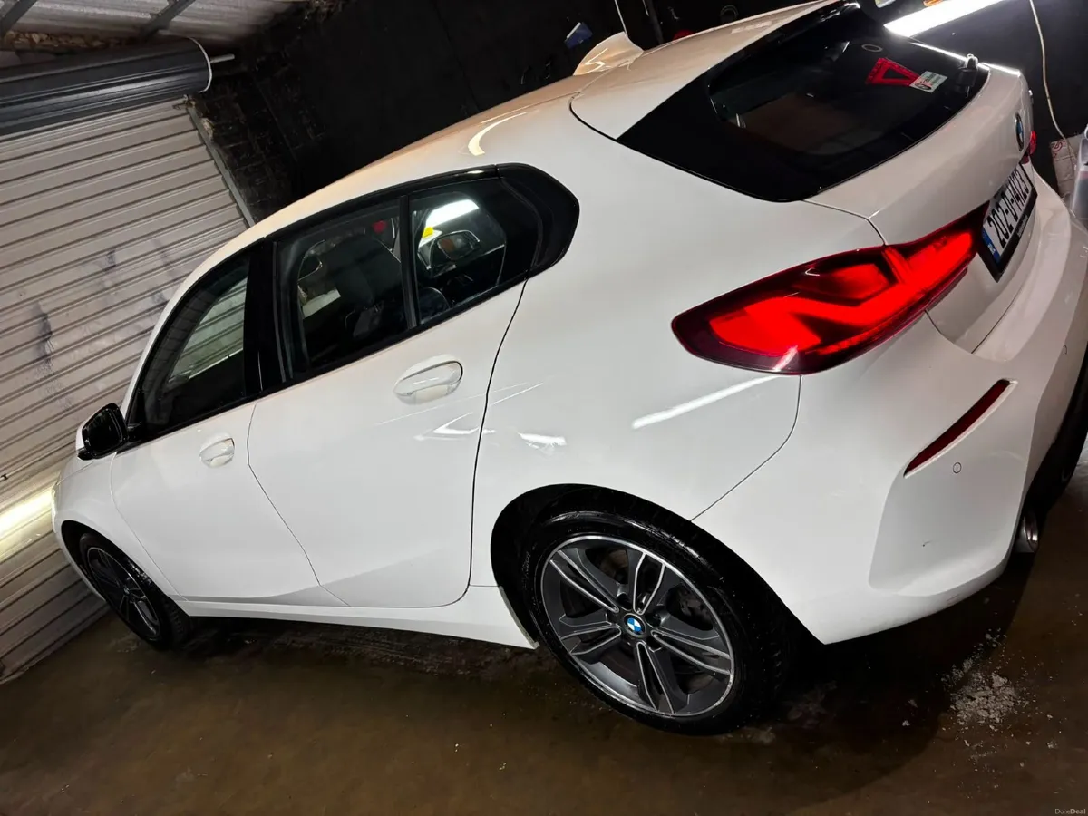 BMW 1-Series 2020 1.5D SPORT - Image 5