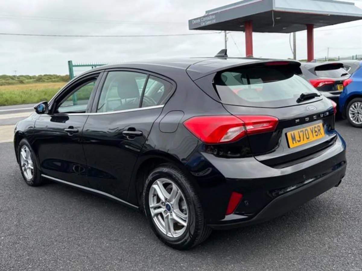 Ford Focus ZETEC TDCI - Image 3