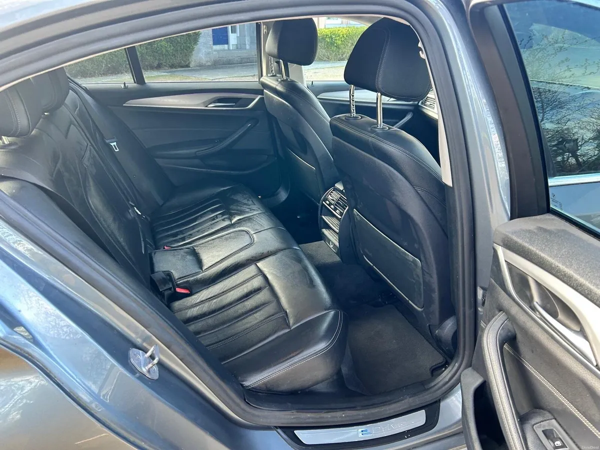 2018 (181) BMW 5 Series 530e SE Petrol 2 x keys - Image 5