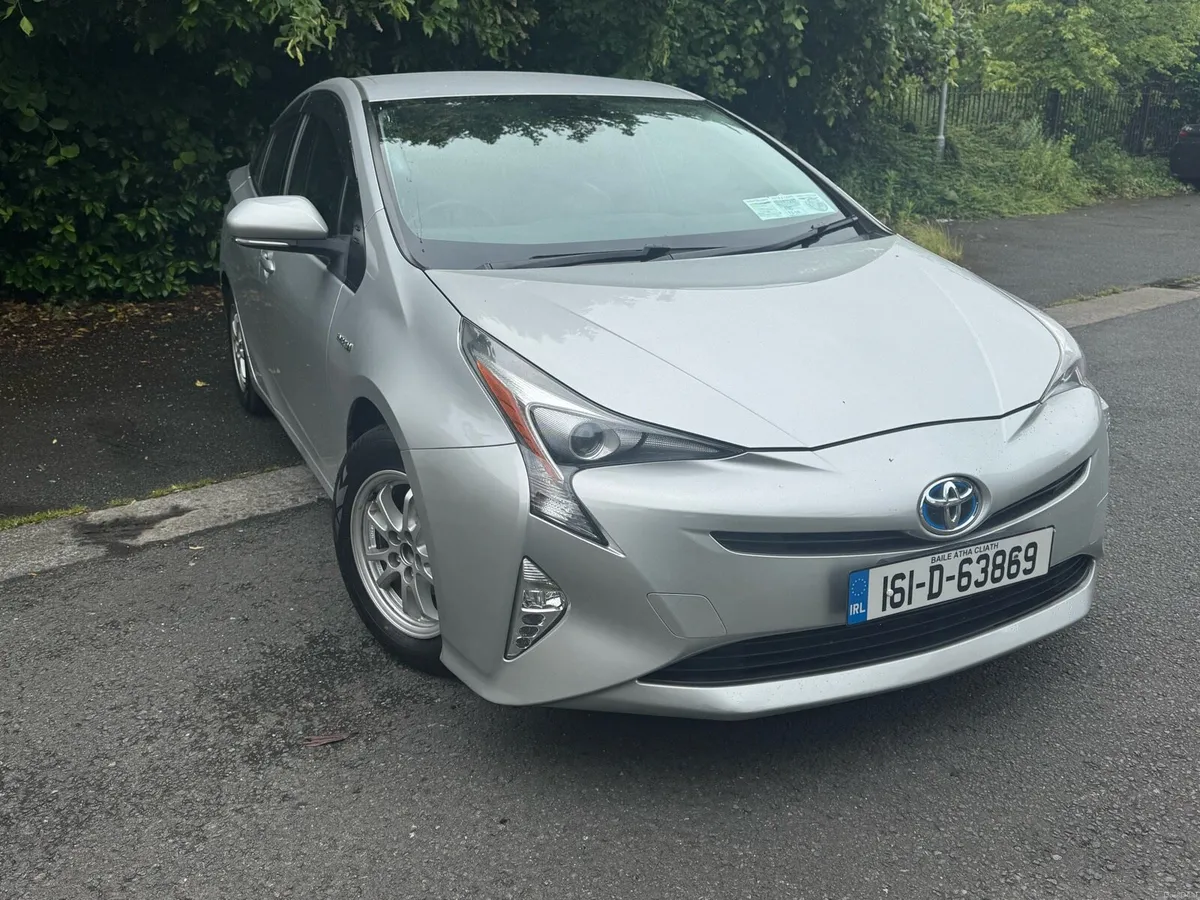 TOYOTA PRIUS NEW SHAPE - Image 3