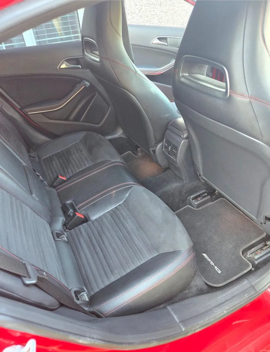 Mercedes-Benz A-Class 2014 - Image 2
