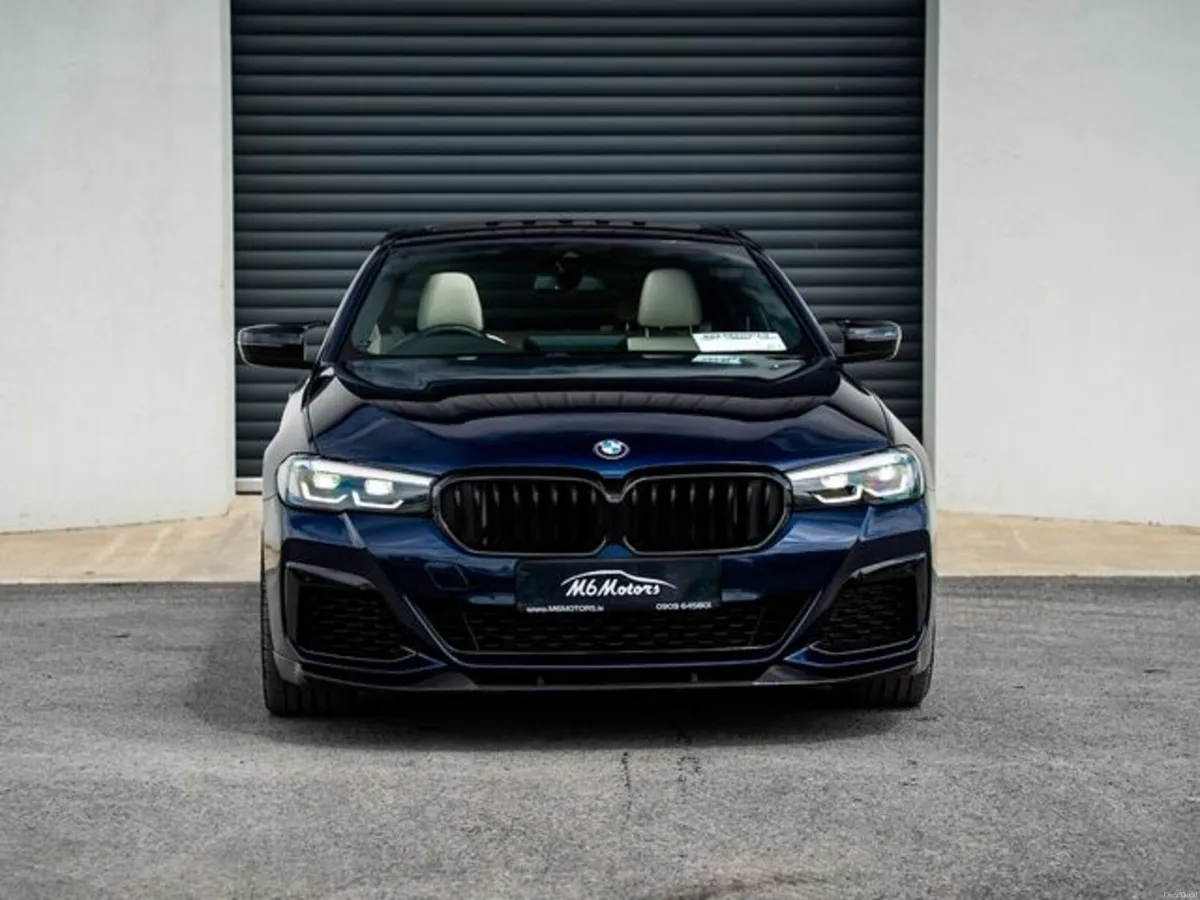 BMW 5-Series 520D M SPORT *PAN ROOF* - Image 2