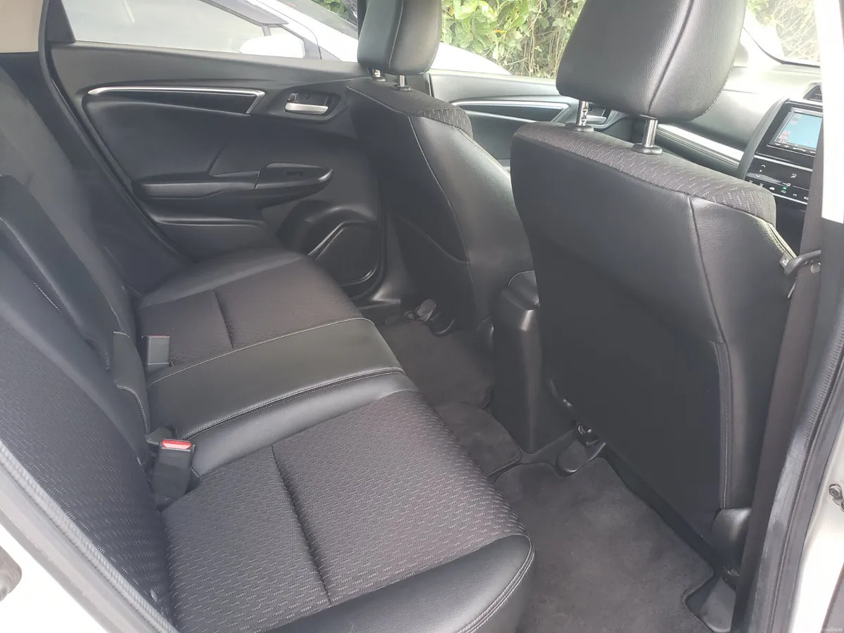 Honda Fit 2014 - Image 3