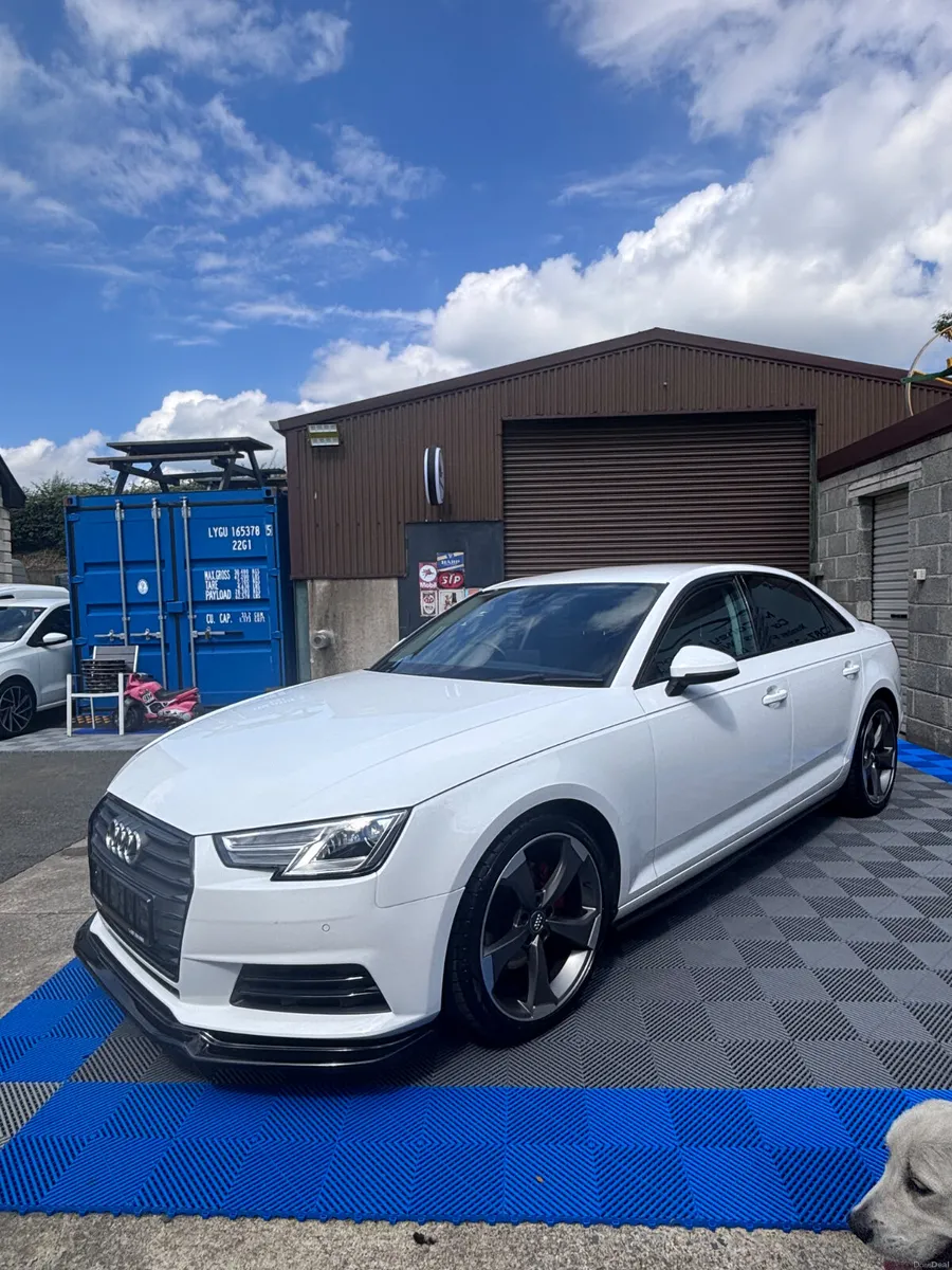 Audi A4 2016 - Image 2