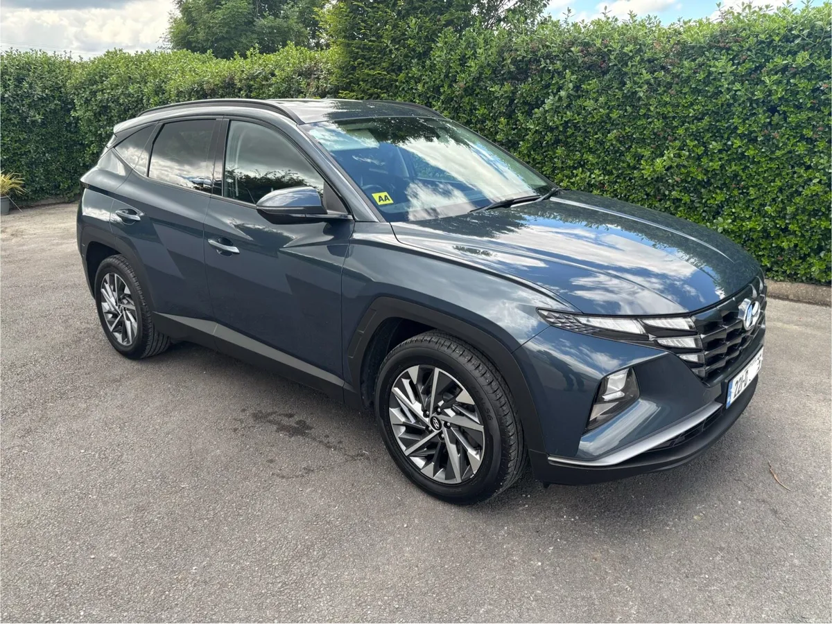 (221) Hyundai Tucson Executive 2022 - Image 1