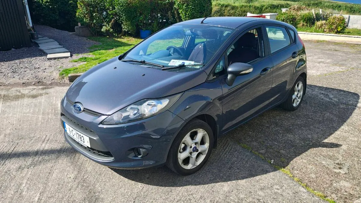 Car - Image 2