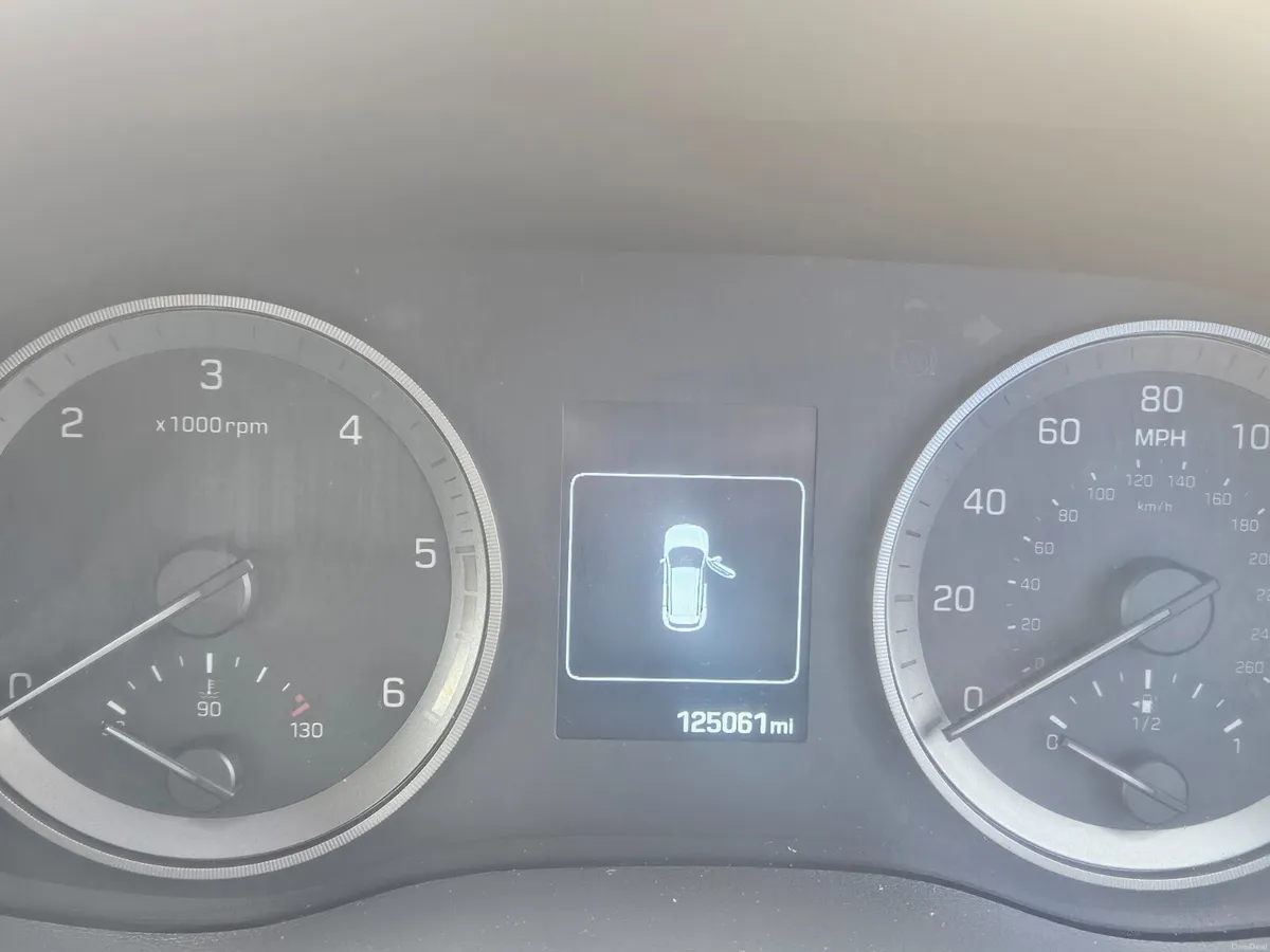 Hyundai Tucson 1.7 diesel - Image 4
