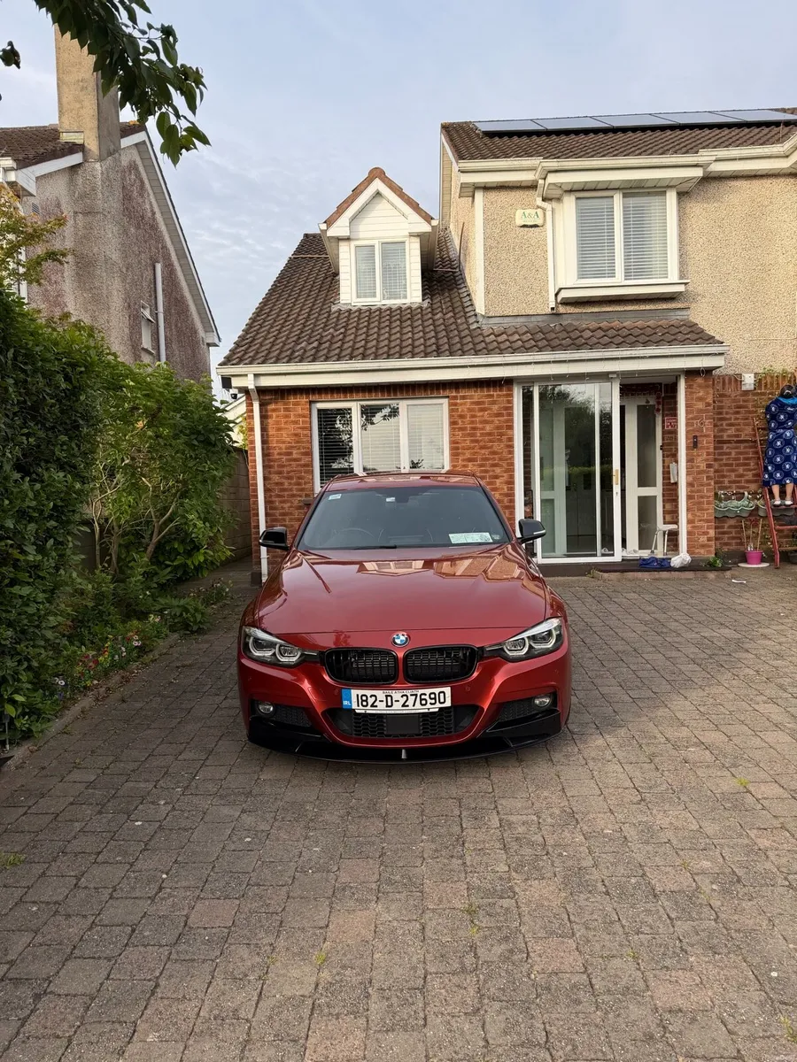 BMW 330e M Sport Shadow Edition - Image 1