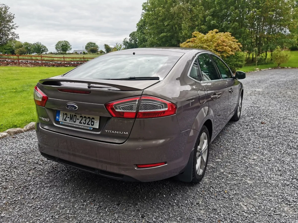 Ford Mondeo 2012 - Image 2