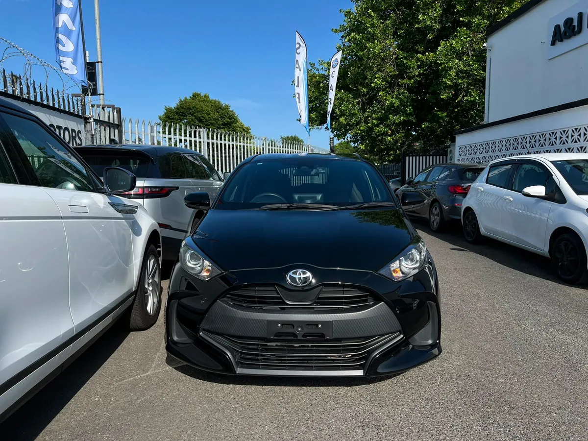 2022 TOYOTA YARIS 1.0 AUTOMATIC - Image 4
