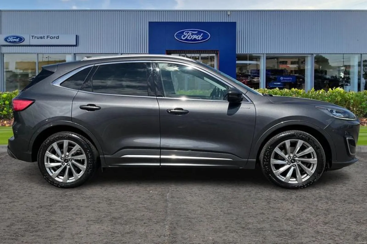 Ford Kuga Vignale - Image 3