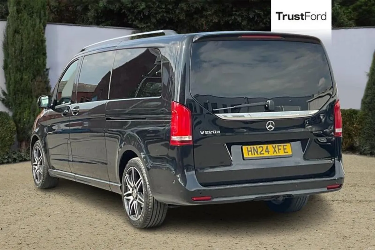 Mercedes-Benz V-Class AMG Line - Image 2