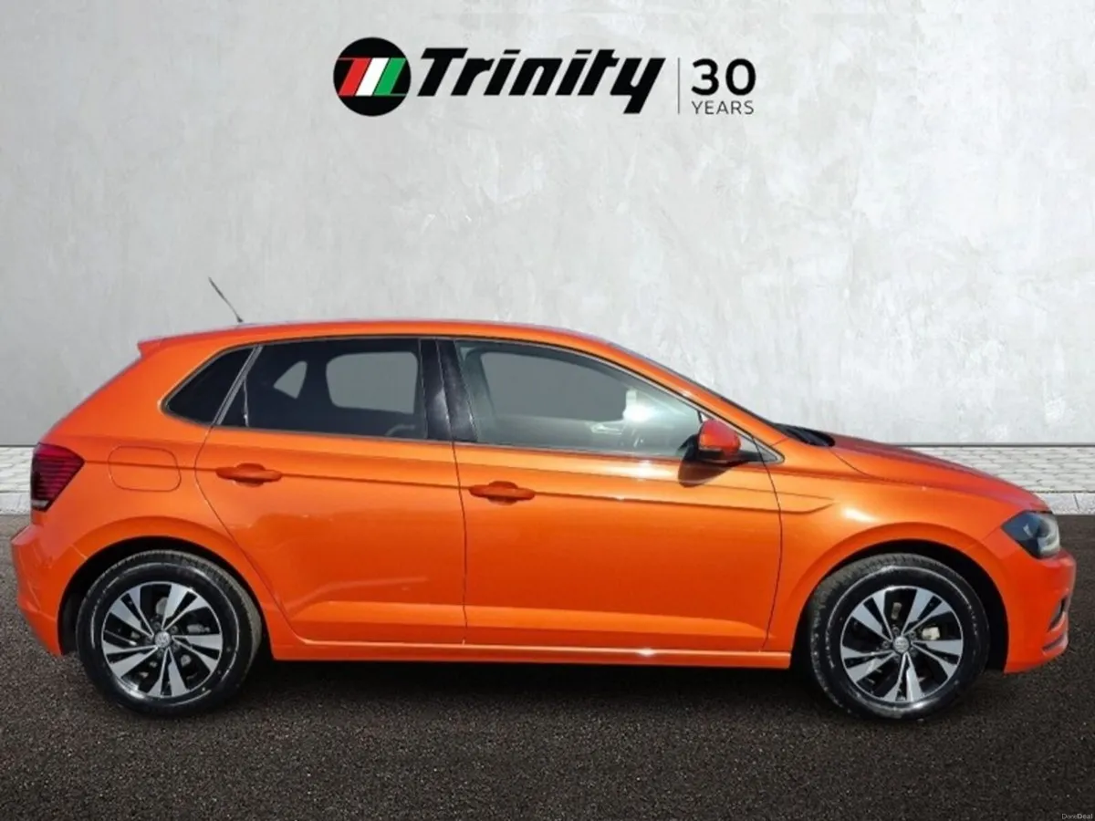 Volkswagen Polo **HIGHLINE ** HUGE SPEC ** GREAT V - Image 5