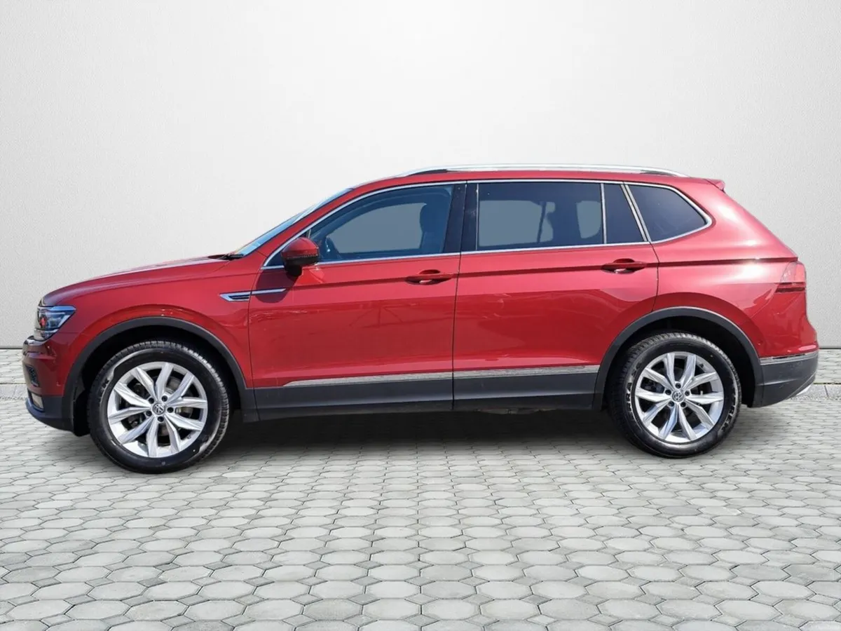 Volkswagen Tiguan 2.0 TDI 150HP Highline 7 Seater - Image 5