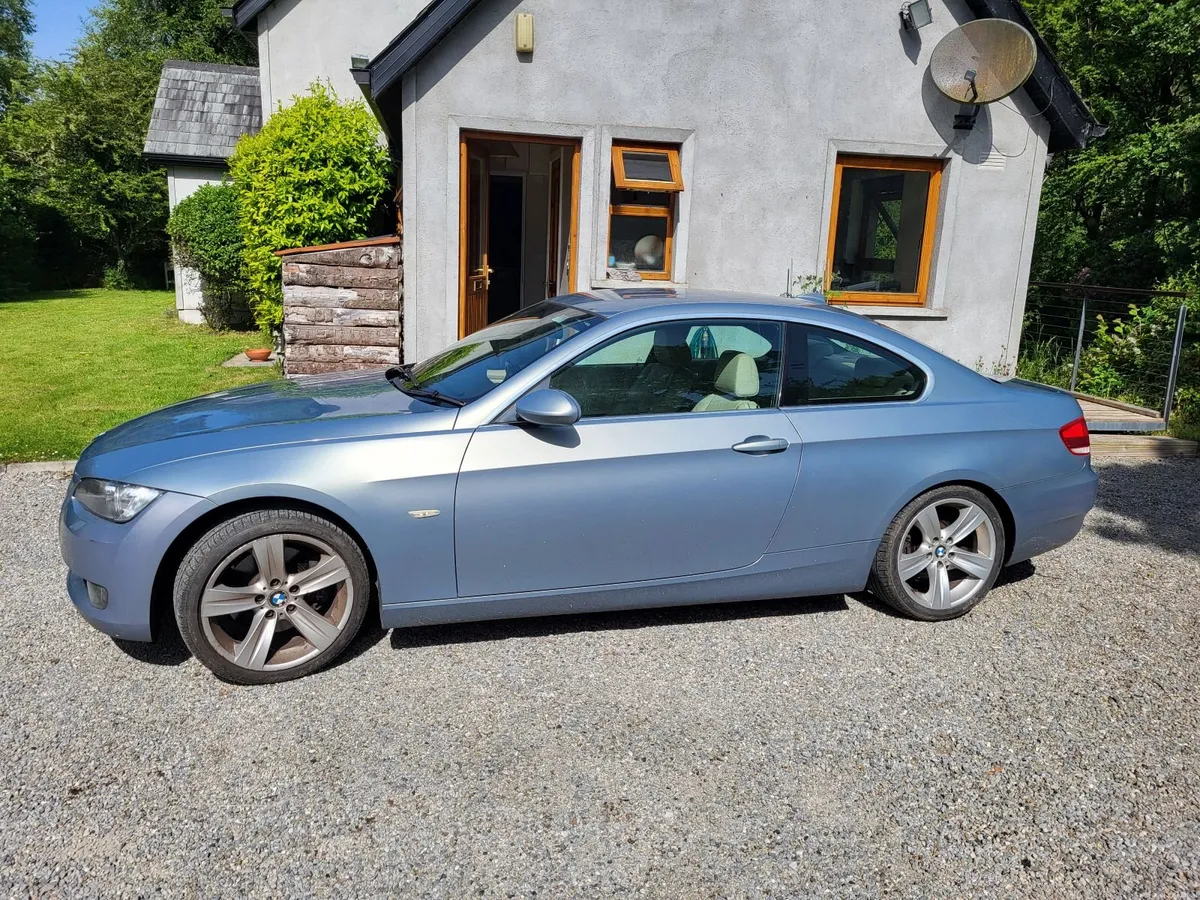 BMW 325i Coupe E92 - 2007 - Image 3