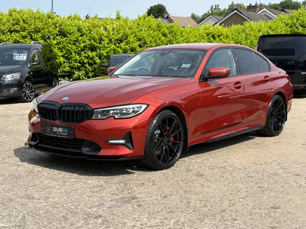 BMW 3-Series 2020 - Image 3