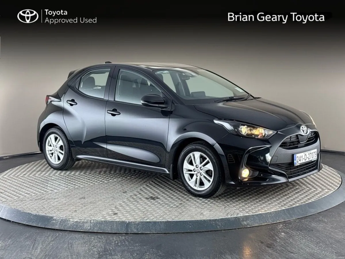 Toyota Yaris 1.5 LUNA - Image 1