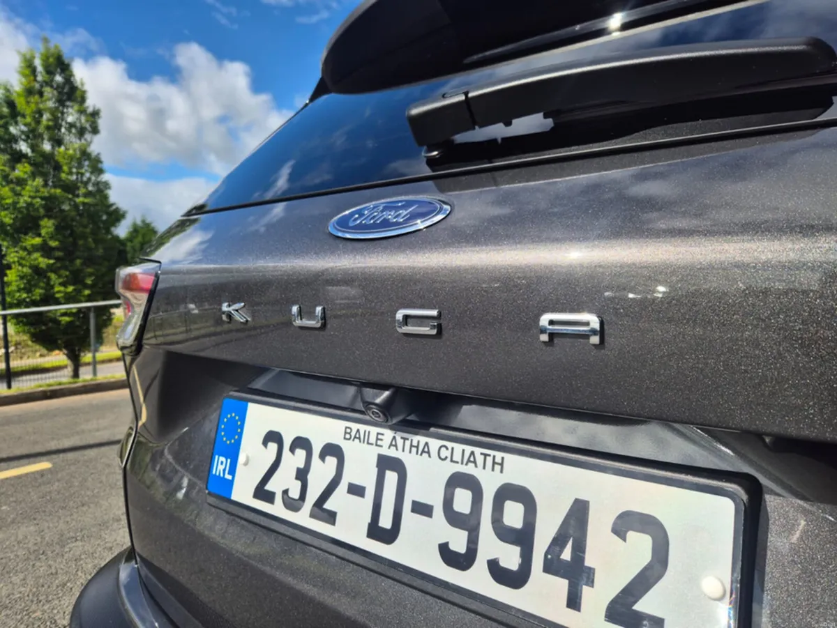 Ford Kuga TITANIUM 2.5 PHEV 225PS AUTOMATIC - Image 4