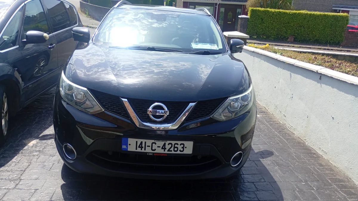Nissan Qashqai 2014 sve top spec - Image 2