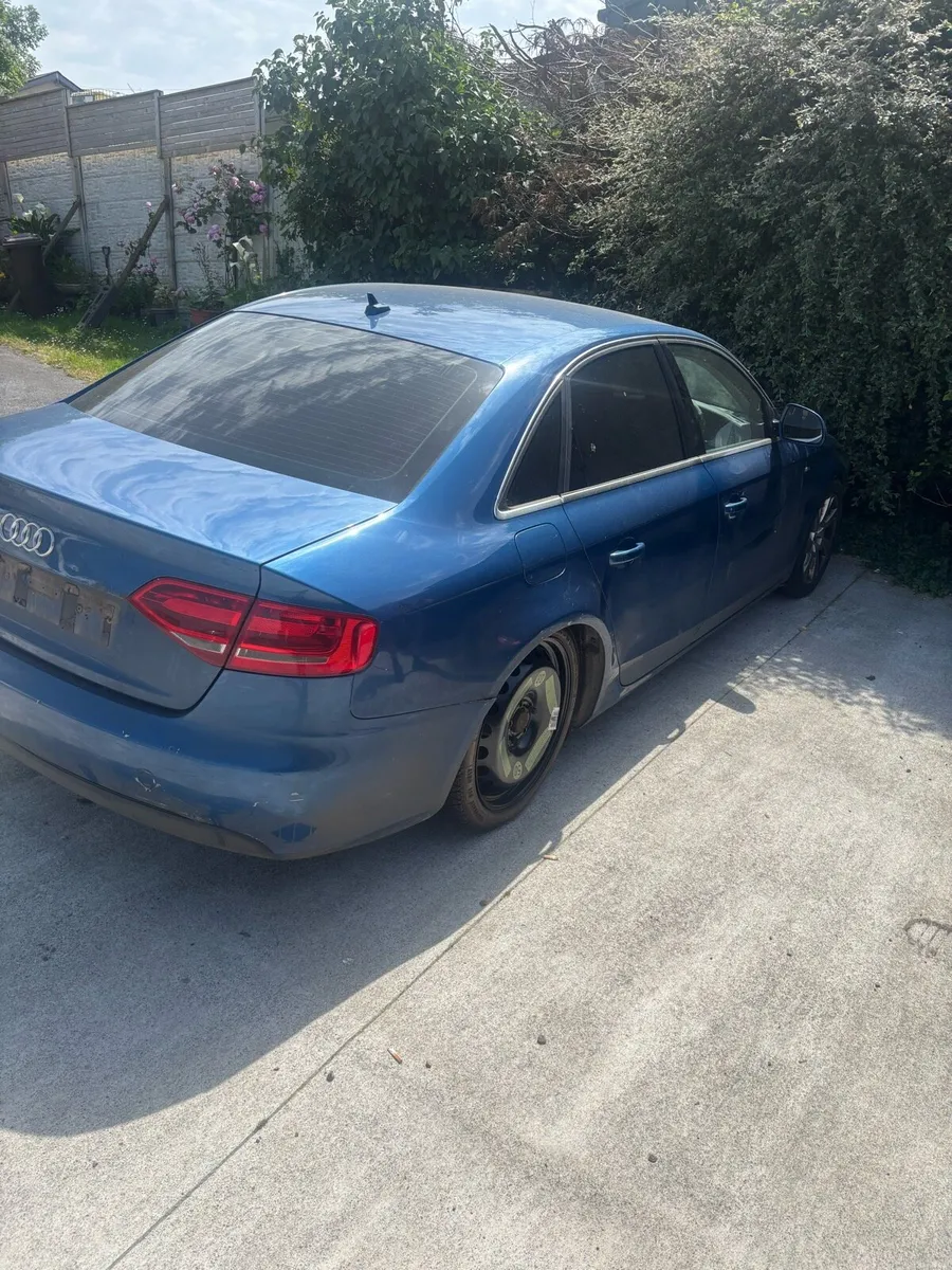 Audi a 4 - Image 1
