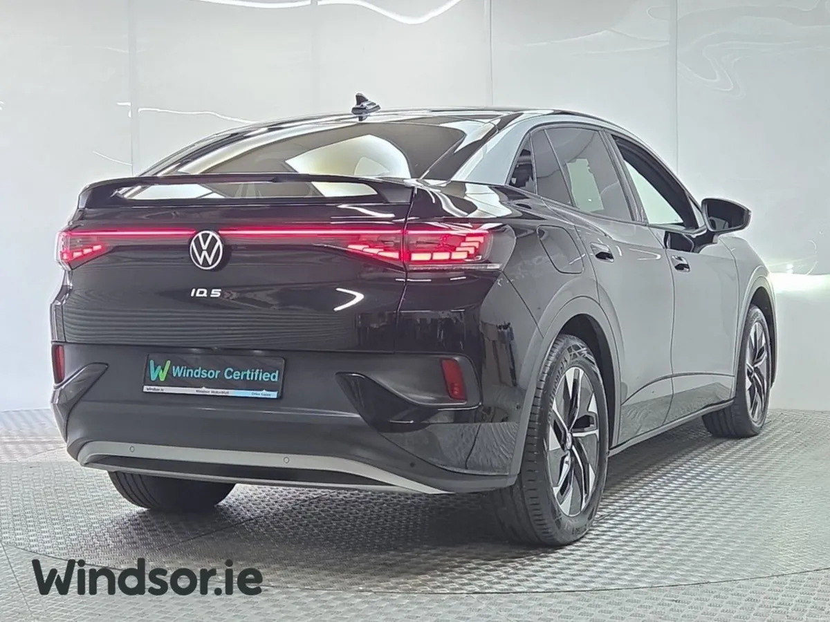 Volkswagen ID.5 Match Pro Performance 77kWh EV - Image 2