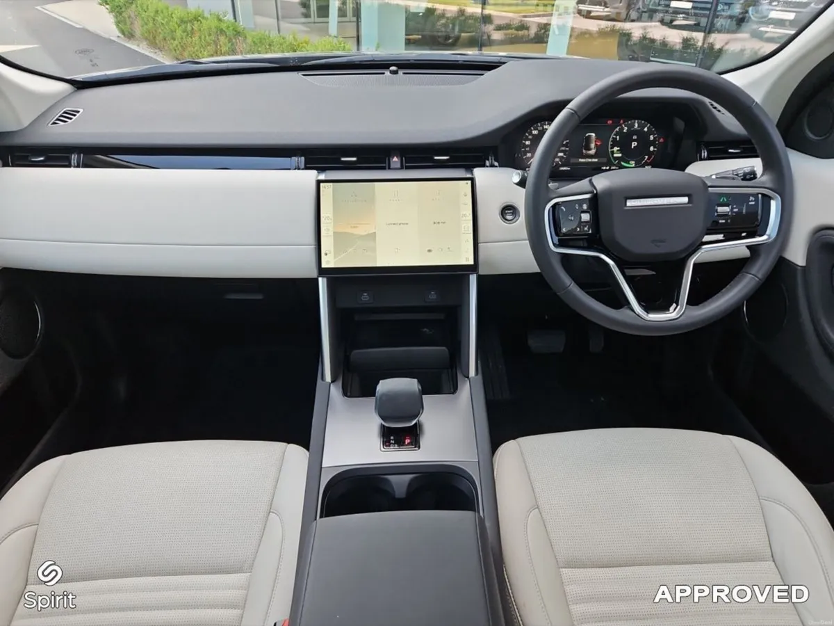 Land Rover Discovery Sport 1.5 I3 PHEV 309 PS AWD - Image 4