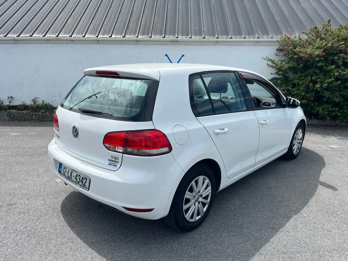 Volkswagen Golf Automatic - Image 3