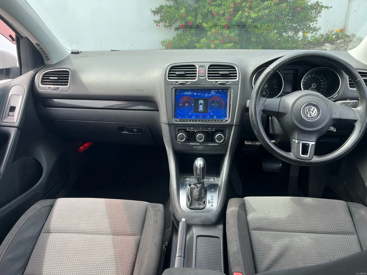 Volkswagen Golf Automatic - Image 6