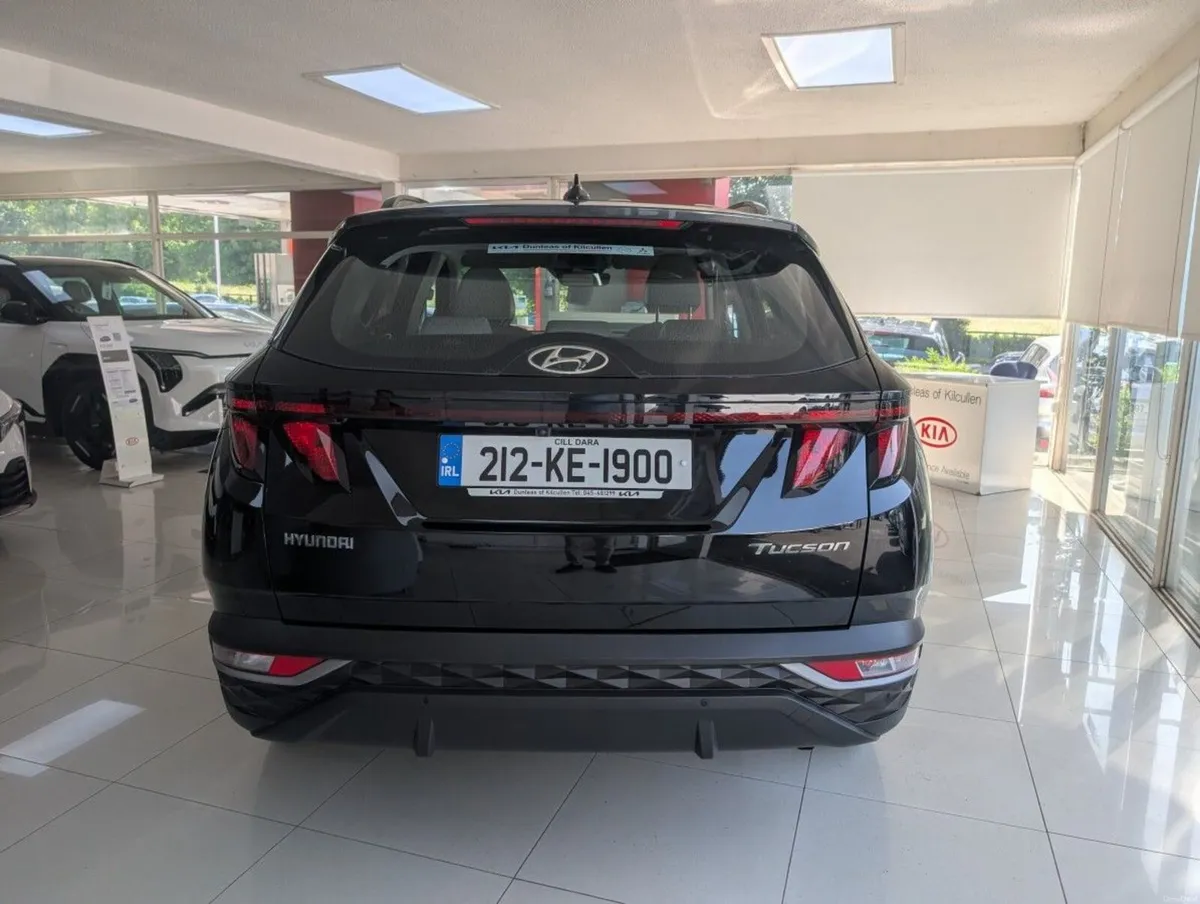 Hyundai Tucson Executive Two Tone Roof - Image 4