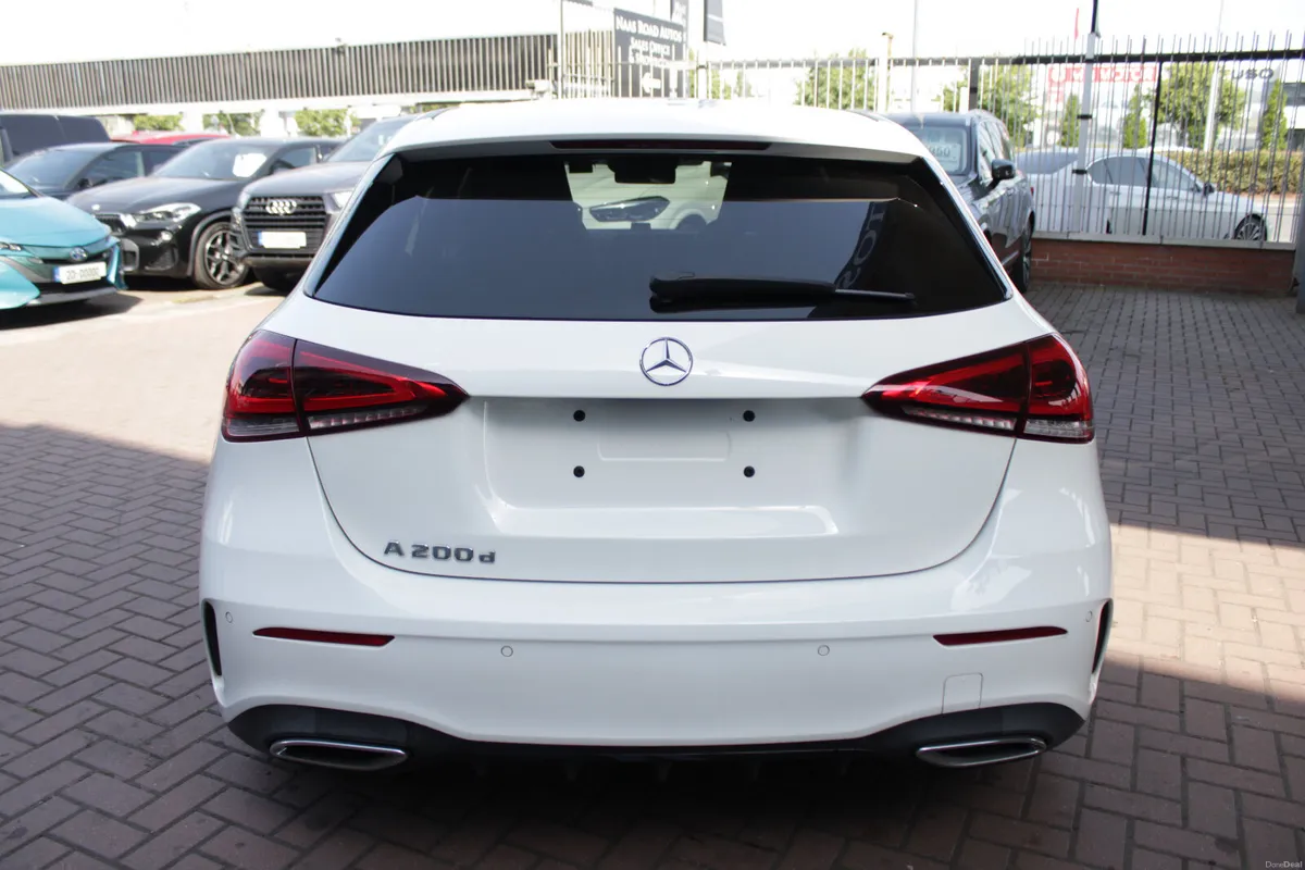 MERCEDES-BENZ A200D 2.0D AMG-LINE 5DR HATCH AUTO - Image 5