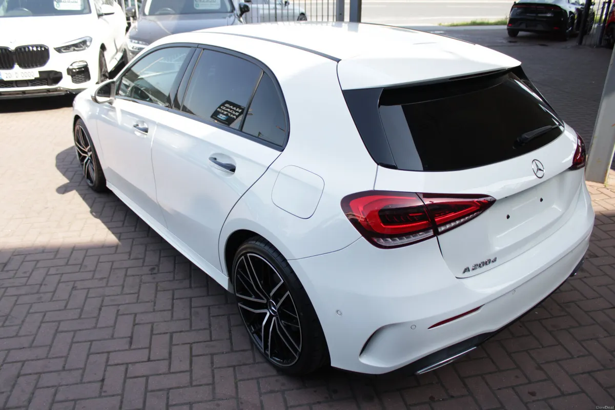 MERCEDES-BENZ A200D 2.0D AMG-LINE 5DR HATCH AUTO - Image 6