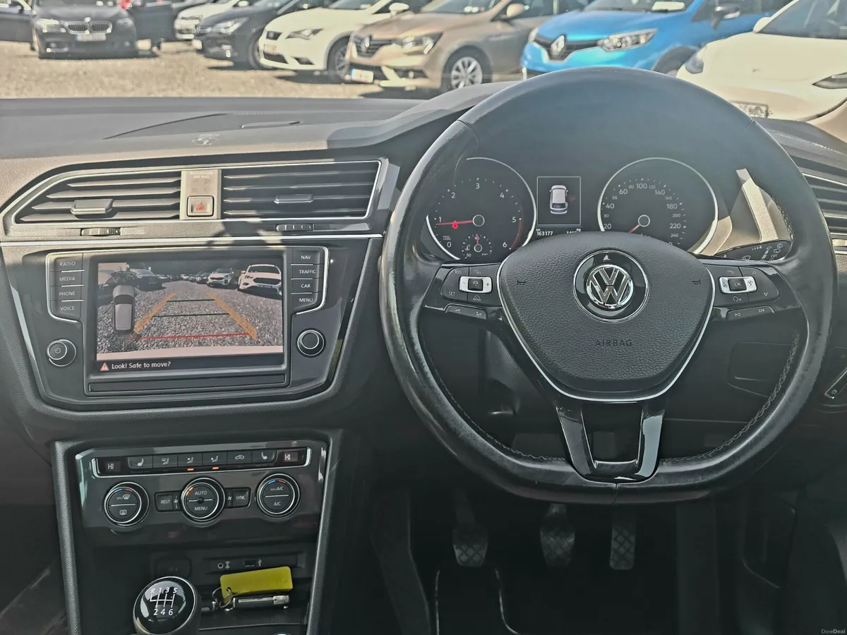 172 VW Tiguan 2.0d Comfortline/FSH/Warranty - Image 5