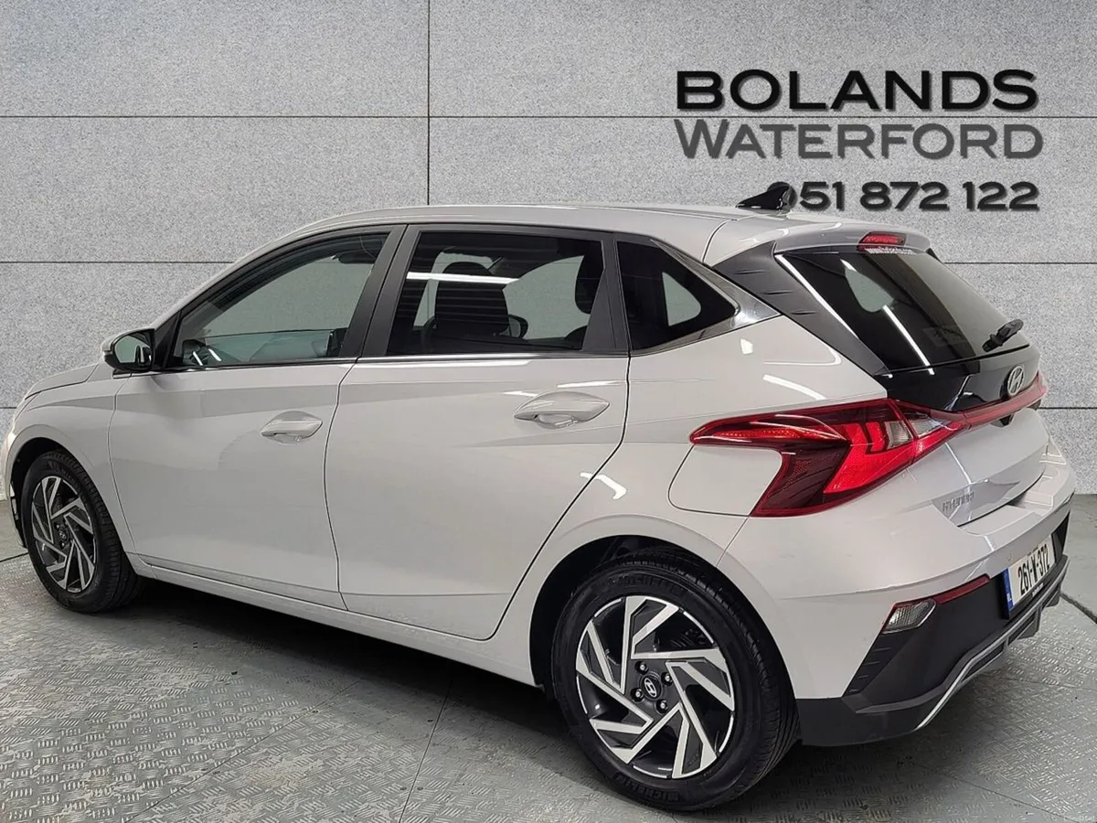 Hyundai i20 i20 Deluxe Plus - Image 2