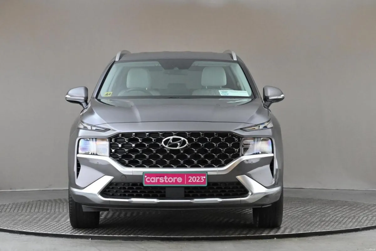 Hyundai Santa Fe 1.6 PHEV 4WD 7SEATS **HIGH SPEC** - Image 2