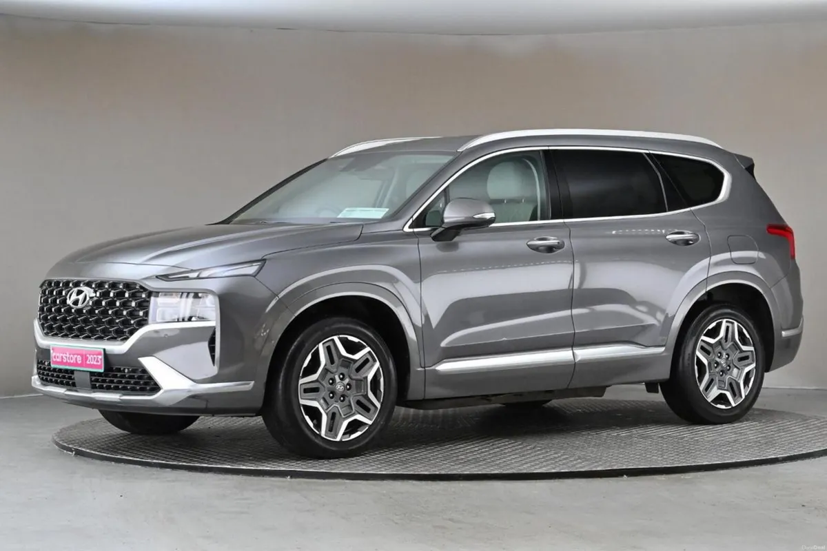Hyundai Santa Fe 1.6 PHEV 4WD 7SEATS **HIGH SPEC** - Image 4