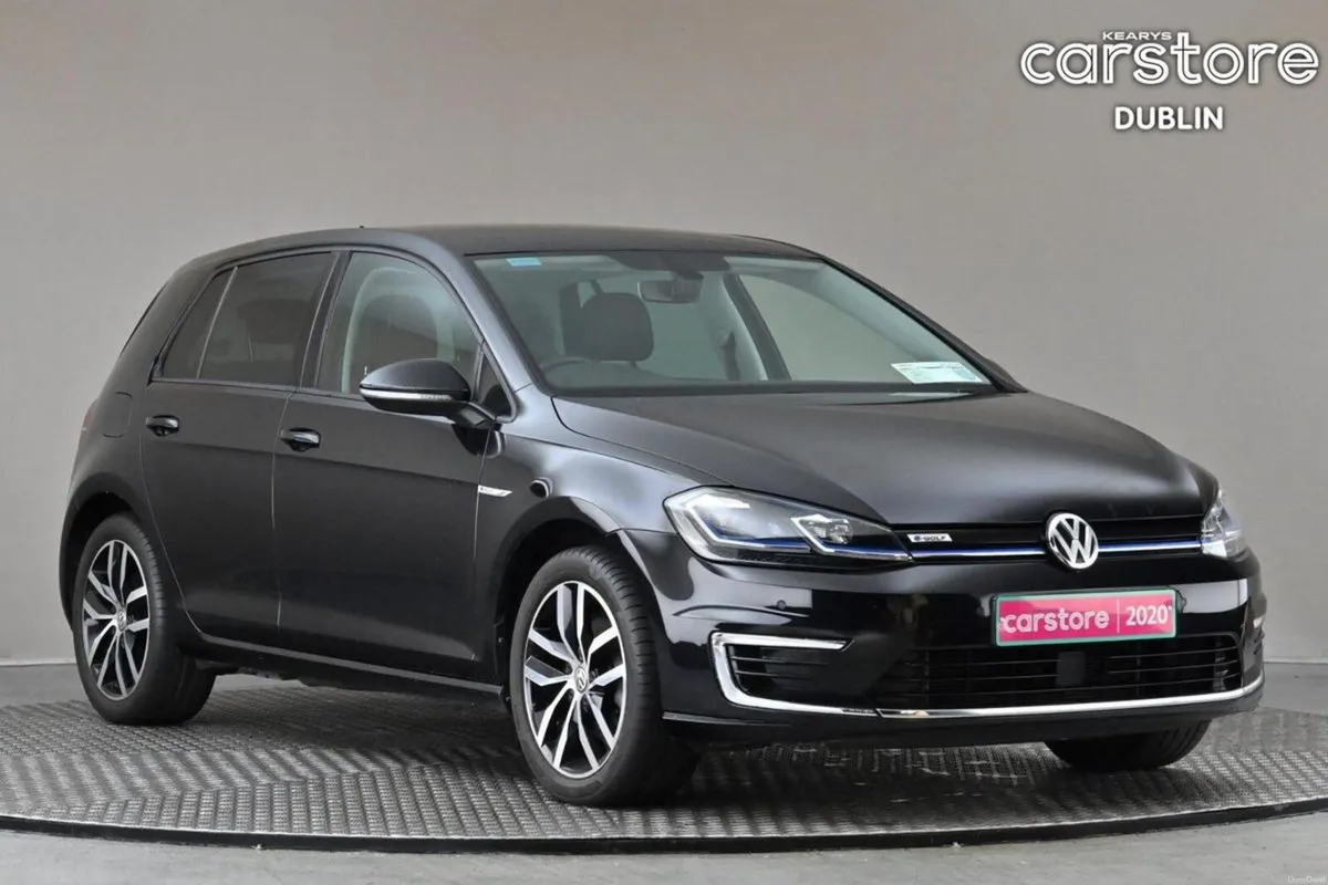 Volkswagen e-Golf E-GOLF DSG  MK7.5 35.8KWH 136BHP - Image 1