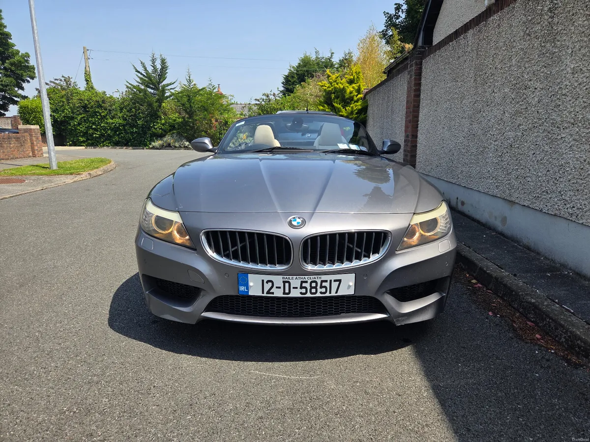 BMW Z4 2.0 Sport Convertible - Image 2