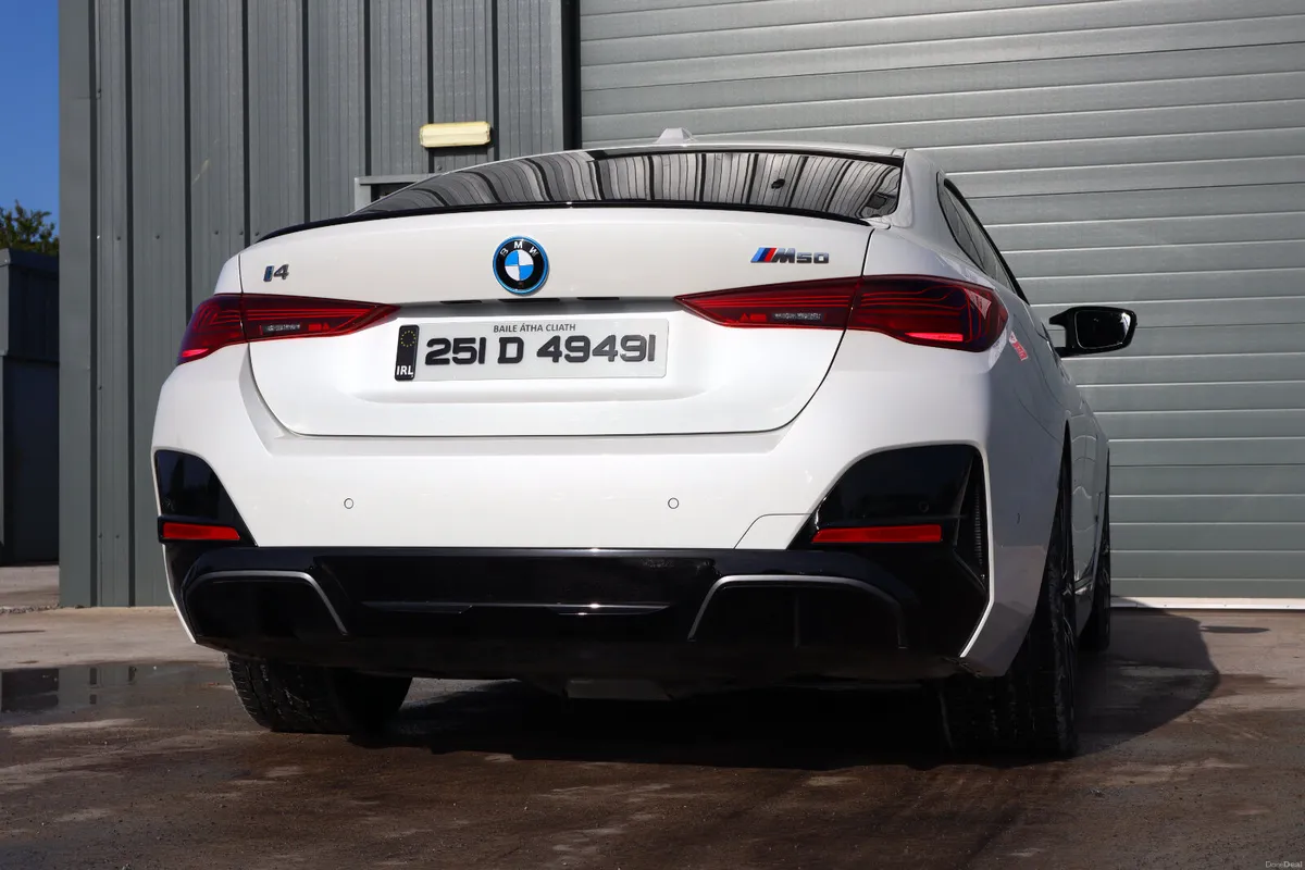 Bmw i4 M50 LCI/ ONLY 10K KMS - Image 6