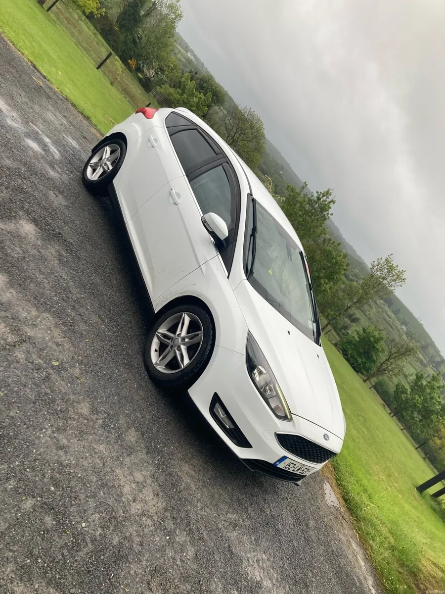 Ford focus - Image 2