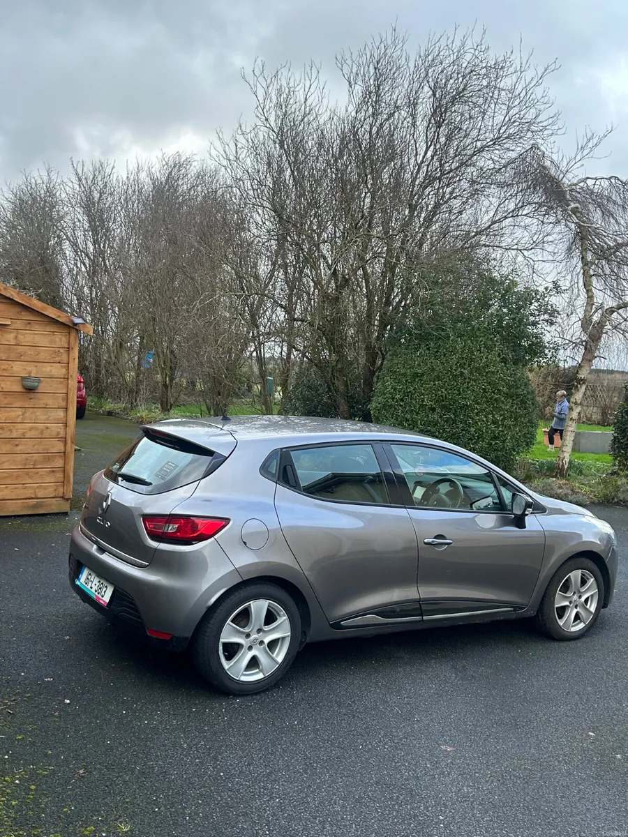 Renault Clio 2016 - Image 6